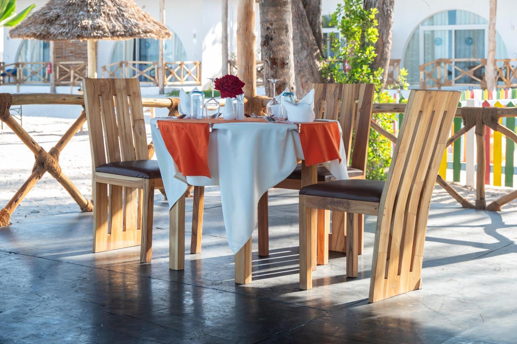 Royal Mandarin Hotel & Resort بواني ماكهانجاني المظهر الخارجي الصورة
